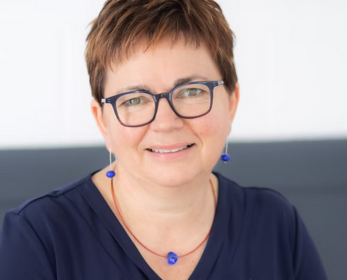 Image of Stephanie Dowden