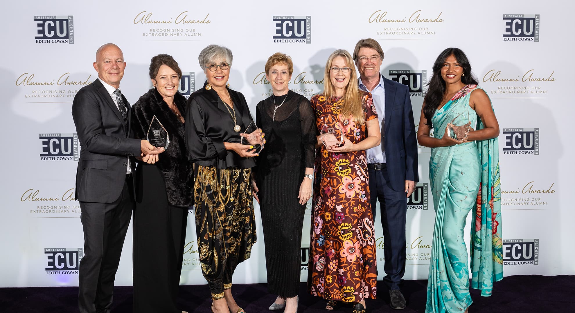 VC joined by winners at the purple carpet