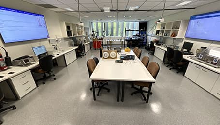 Advanced Instrumentation and Measurement Laboratory Advanced Instrumentation and Measurement Laboratory 