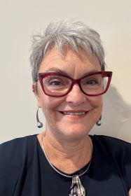 Photo of Dr Michelle Lambert